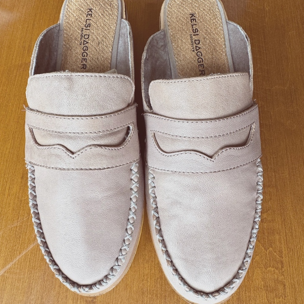 Kelsi Dagger Brooklyn Clog Mule Size 7